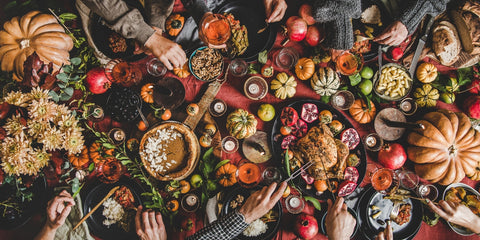 How to Plan the Most Epic Friendsgiving Ever With 10 Simple Tips & Tricks