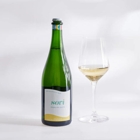 Non-Alcoholic White Wine by Sovi